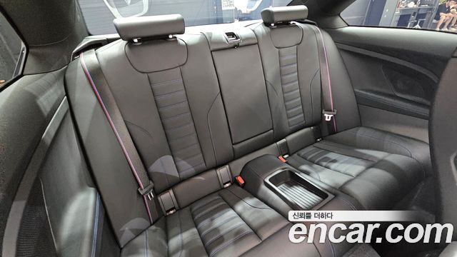 BMW 2 Series (G42) M240i xDrive First Edition Coupe 2022 — фото 11