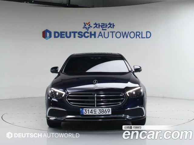 Mercedes-Benz E-Class (W213) E300e 4MATIC Exclusive 2022 — фото 3