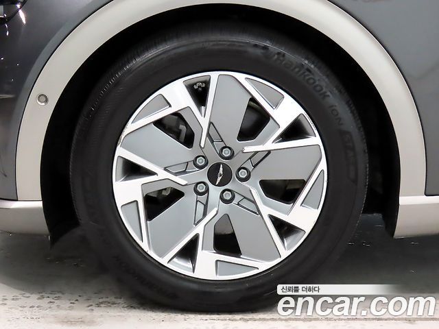 Genesis GV60 Standard 2022 — фото 24