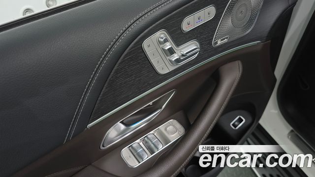 Mercedes-Benz GLS-Class (X167) GLS400d 4MATIC 2022 — фото 19