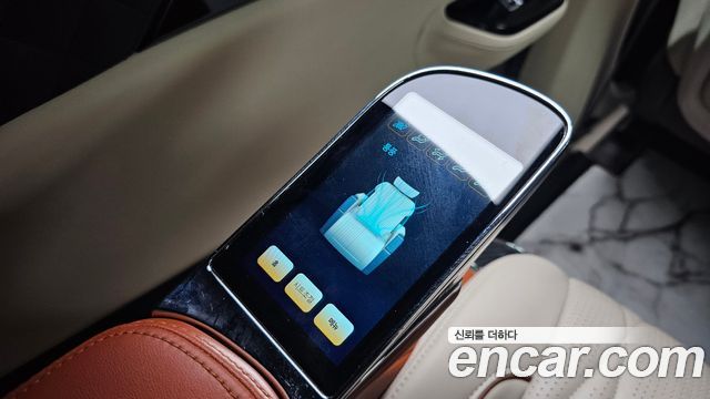 Kia Carnival (IV) Gasoline 9-seater Limousine(Special vehicle) 2022 — фото 20