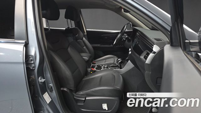 KG Mobility (SsangYong) Beautiful Korando Gasoline 1.5 2WD C5 Plus 2021 — фото 12
