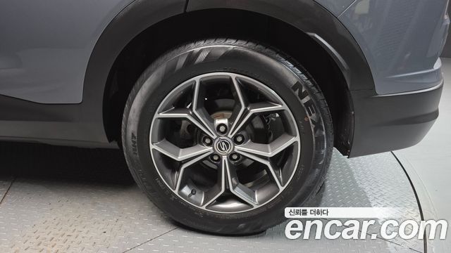 KG Mobility (SsangYong) Beautiful Korando Gasoline 1.5 2WD C5 Plus 2021 — фото 21