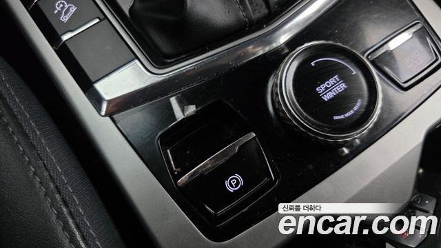 KG Mobility (SsangYong) Beautiful Korando Gasoline 1.5 2WD C5 Plus 2021 — фото 31
