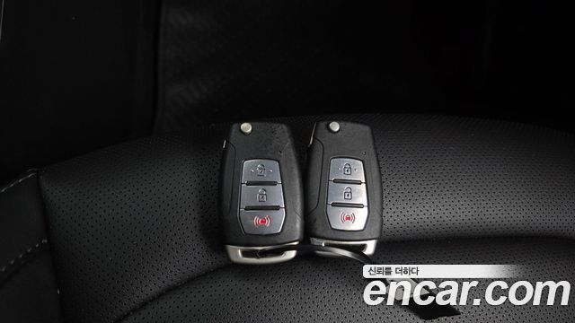 KG Mobility (SsangYong) Beautiful Korando Gasoline 1.5 2WD C5 Plus 2021 — фото 32