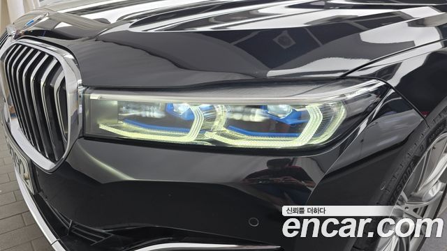 BMW 7 Series (G11) M760Li xDrive V12 Excellence 2020 — фото 28