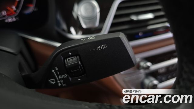 BMW 7 Series (G11) M760Li xDrive V12 Excellence 2020 — фото 33