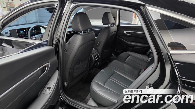 Hyundai Sonata The Edge (DN8) 2.0 Exclusive 2024 — фото 15