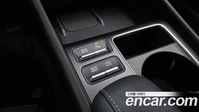 Hyundai Sonata The Edge (DN8) 2.0 Exclusive 2024 — фото 24