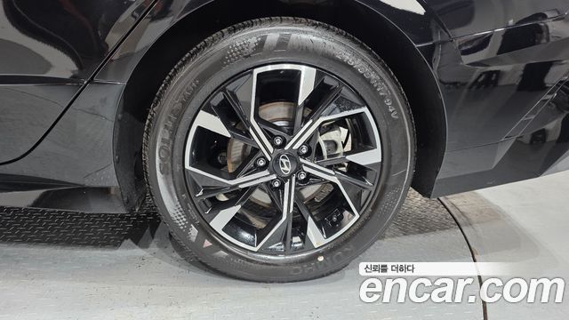 Hyundai Sonata The Edge (DN8) 2.0 Exclusive 2024 — фото 27