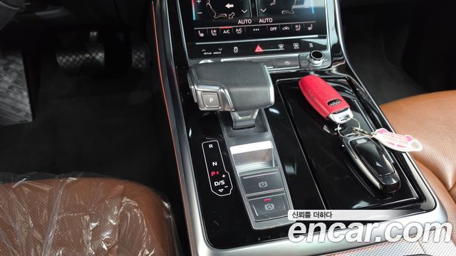 Audi Q8 (4M) 45 TDI Quattro Premium 2021 — фото 9