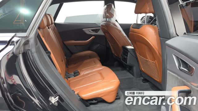 Audi Q8 (4M) 45 TDI Quattro Premium 2021 — фото 11