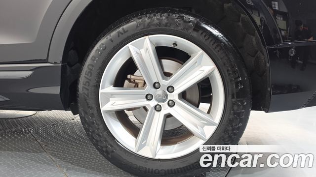 Audi Q8 (4M) 45 TDI Quattro Premium 2021 — фото 21