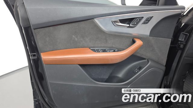 Audi Q8 (4M) 45 TDI Quattro Premium 2021 — фото 24