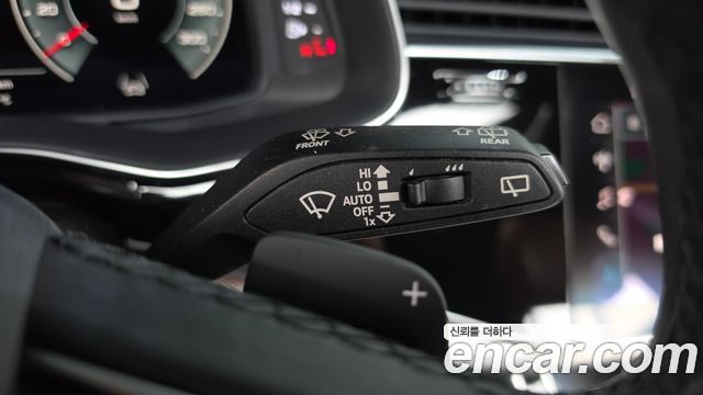 Audi Q8 (4M) 45 TDI Quattro Premium 2021 — фото 27
