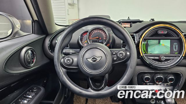 MINI Cooper D Clubman High 2nd 2016 — фото 16