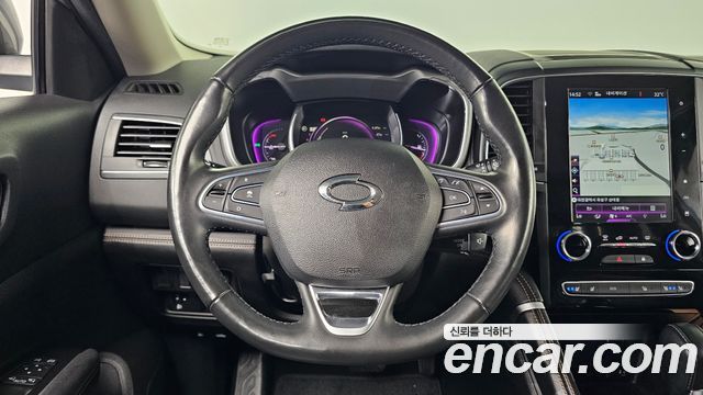 Renault Korea QM6 2.0 LPe Premiere 2WD 2023 — фото 13
