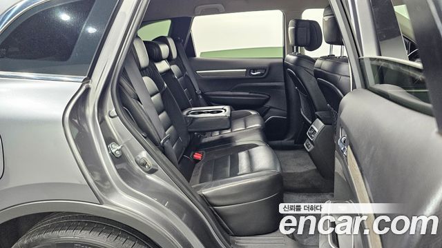 Renault Korea QM6 2.0 LPe Premiere 2WD 2023 — фото 18