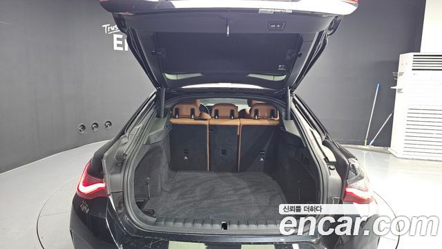 BMW i4 eDrive40 M Sports 2022 — фото 20