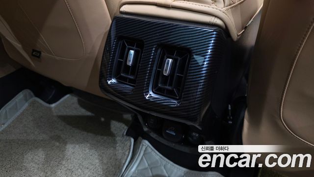 Kia Sorento (IV) Gasoline 2.5T 2WD Gravity 2023 — фото 31