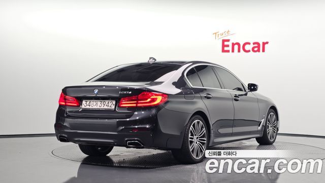 BMW 5 Series (G30) 530e M Sport 2020 — фото 2