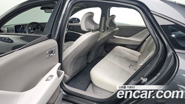 Hyundai Ioniq 6 Long Range Exclusive 2024 — фото 12