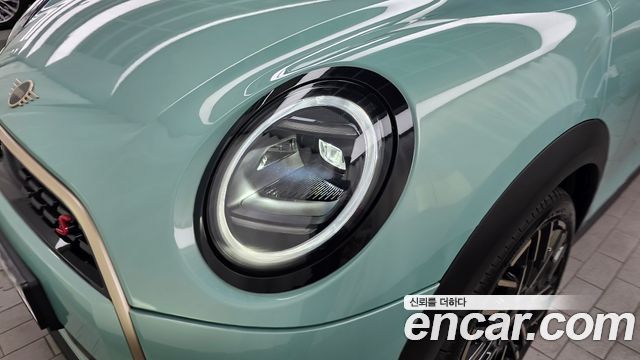 MINI Cooper S (IV) 5 Door Favoured 2025 — фото 28