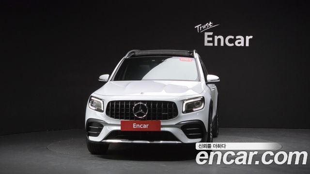 Mercedes-Benz GLB-Class (X247) AMG GLB35 4MATIC 2023 — фото 3