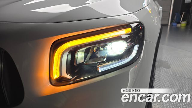 Mercedes-Benz GLB-Class (X247) AMG GLB35 4MATIC 2023 — фото 22