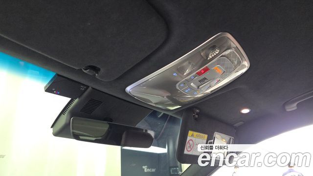 Genesis GV70 2.5T Gasoline AWD 2025 — фото 29