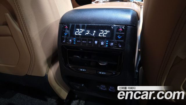 Jeep Grand Cherokee (WL) L 3.6 Summit Reserve 2023 — фото 19