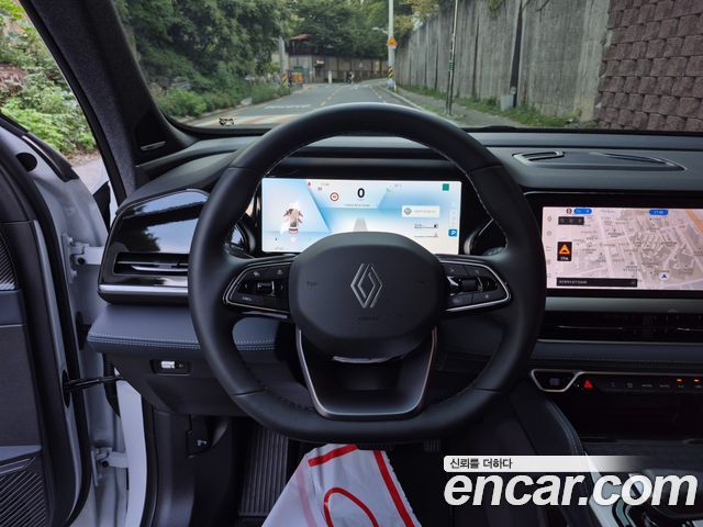 Renault Korea Grand Koleos 1.5 E-TECH Iconic 2WD 2025 — фото 17