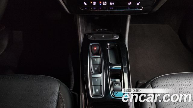 Chevrolet Bolt EV EV Premier 2023 — фото 9