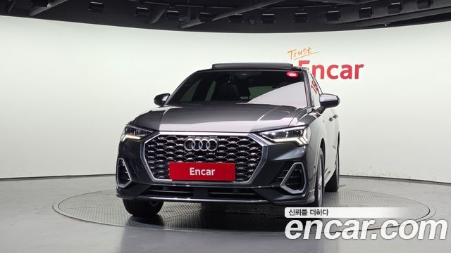 Audi Q3 (F3) 35 TDI Premium Sportback 2022 — фото 3