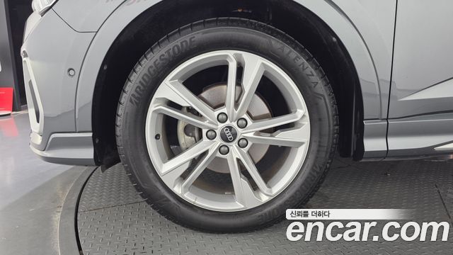 Audi Q3 (F3) 35 TDI Premium Sportback 2022 — фото 5