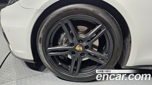 Porsche Panamera (971) 3.0 AWD 2018 — фото 5