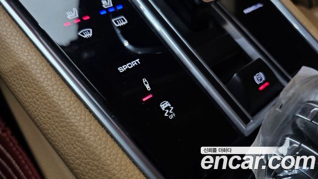 Porsche Panamera (971) 3.0 AWD 2018 — фото 16