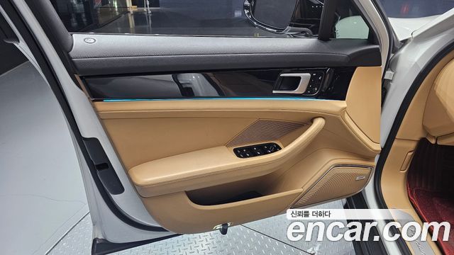 Porsche Panamera (971) 3.0 AWD 2018 — фото 24