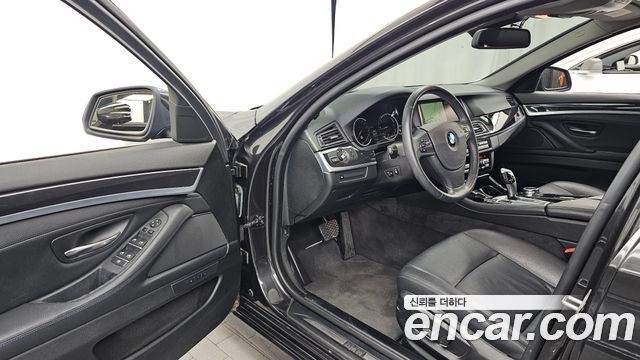 BMW 5 Series (F10) 520d 2014 — фото 10