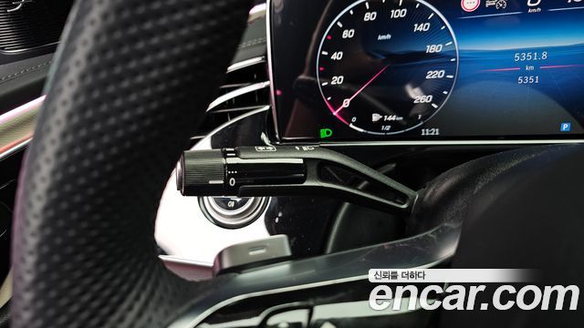 Mercedes-Benz E-Class (W214) E300 4MATIC AMG Line 2026 — фото 30