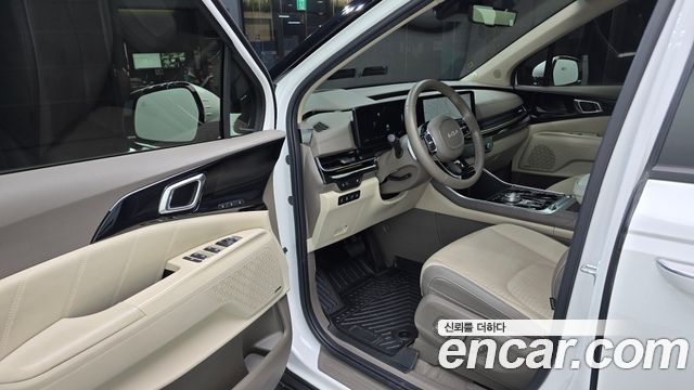 Kia Carnival (IV) HEV 4-Seater Hi Limousine Signature 2025 — фото 10