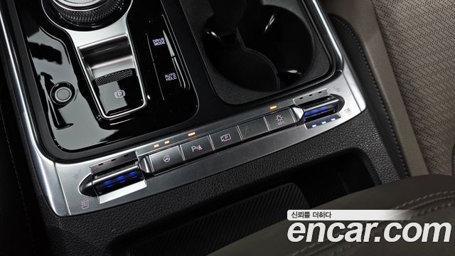 Kia Carnival (IV) Gasoline 9-Seater Noblesse 2024 — фото 32