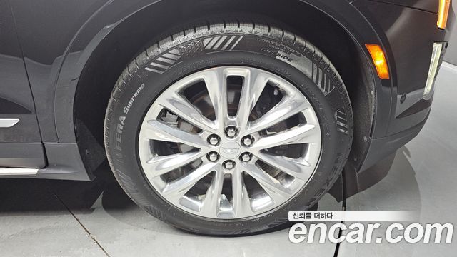 Cadillac XT5 3.6 Platinum 2018 — фото 21