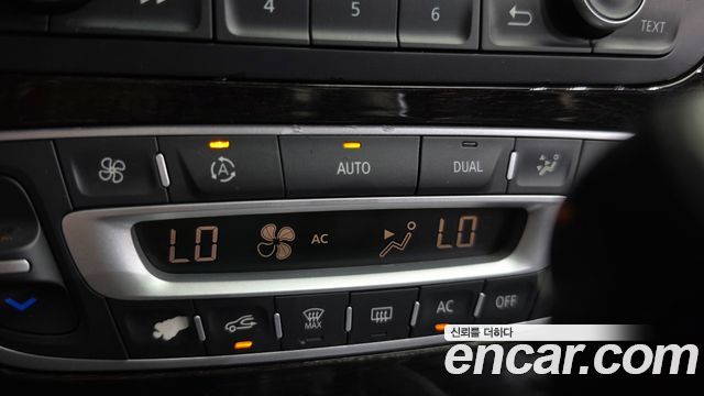 Renault Korea SM5 Platinum LE S/S Collection 2014 — фото 33