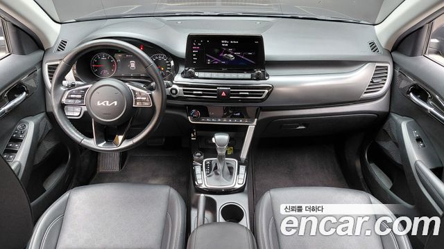 Kia Seltos Gasoline 1.6 Turbo 2WD Signature 2023 — фото 7