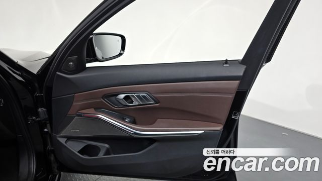 BMW 3 Series (G20) 330e Luxury 2021 — фото 24