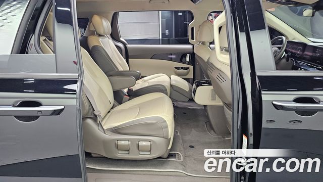 Kia Carnival (IV) Gasoline 7-Seater Hi-Limousine Signature 2021 — фото 12
