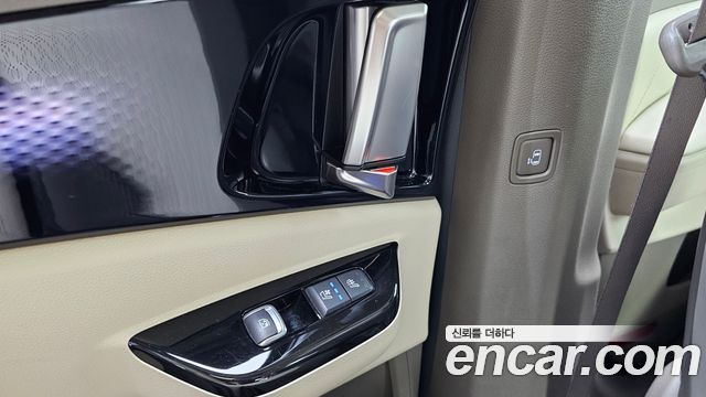 Kia Carnival (IV) Gasoline 7-Seater Hi-Limousine Signature 2021 — фото 17