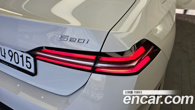 BMW 5 Series (G60) 520i M Sport 2026 — фото 29