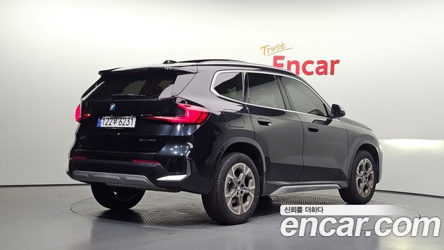 BMW X1 (U11) sDrive 20i xLine 2024 — фото 2